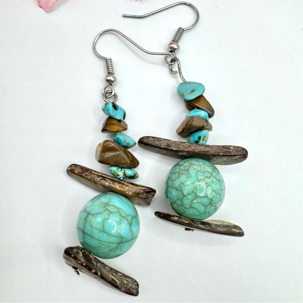 Boho Faux Turquoise And Tiger’s Eye Chip Coconut Shell Crackle Bead Earrings